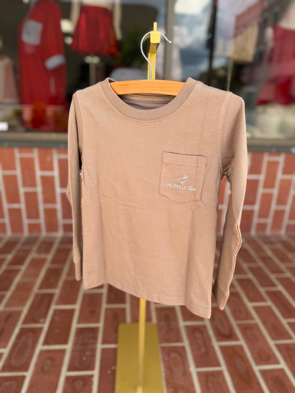 Boys Deer Feeder Ls Walnut