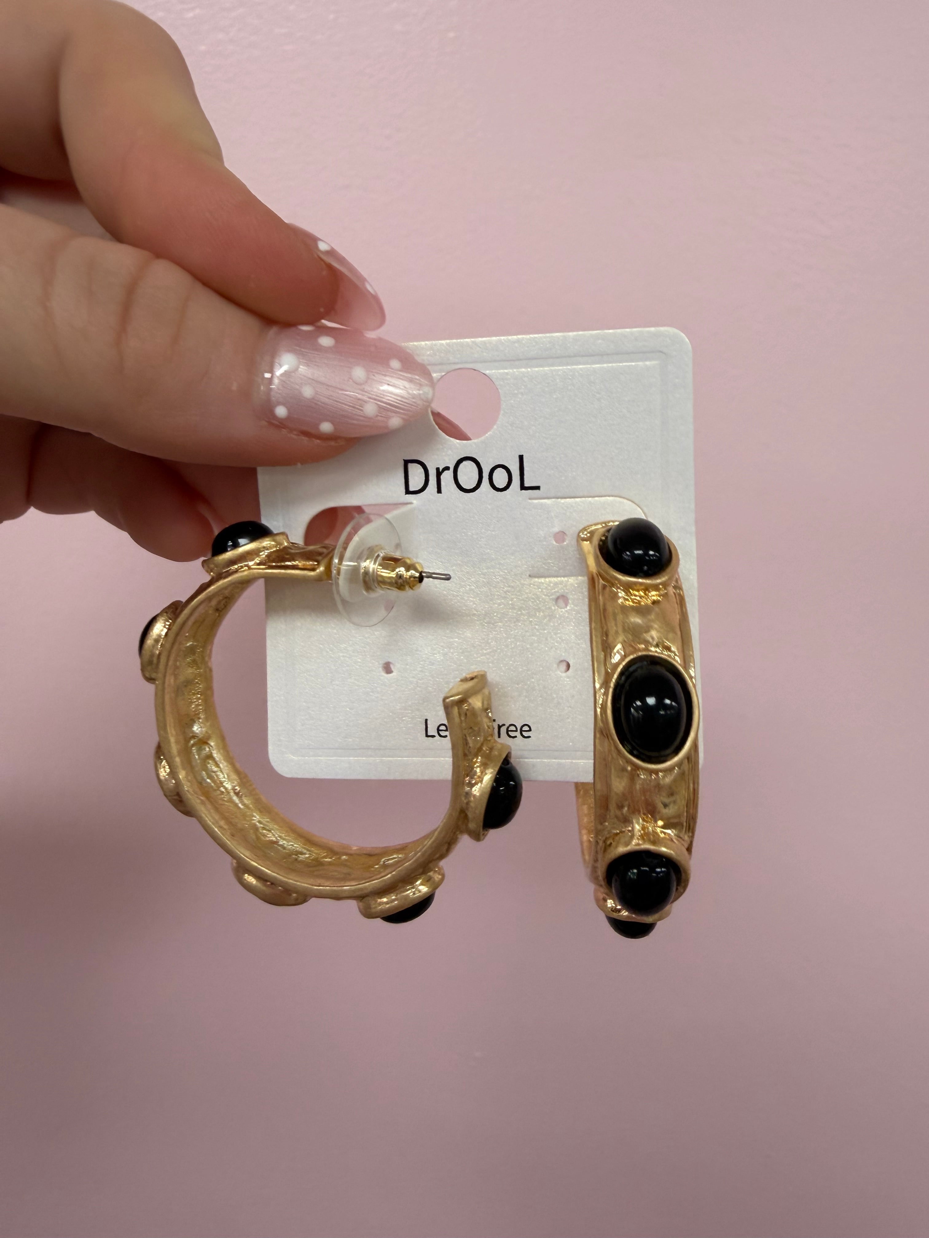 Big Stone Studded Black Earrings