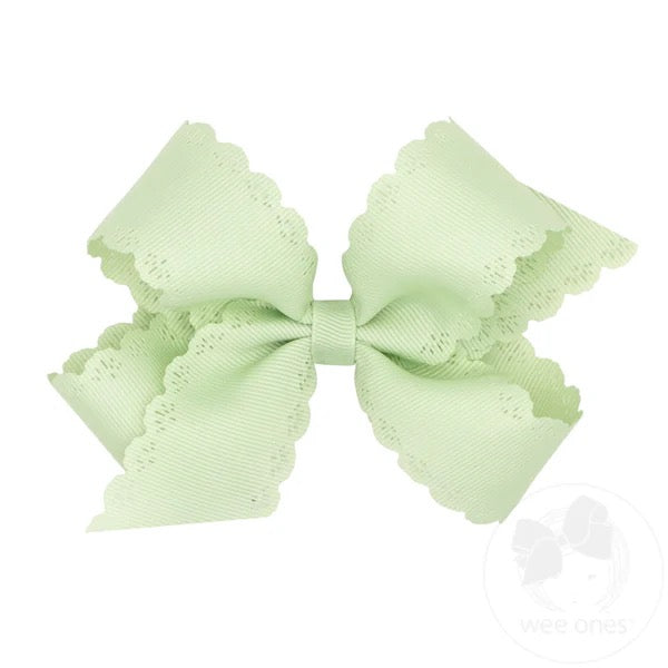 Medium Eyelet Light Green Bow