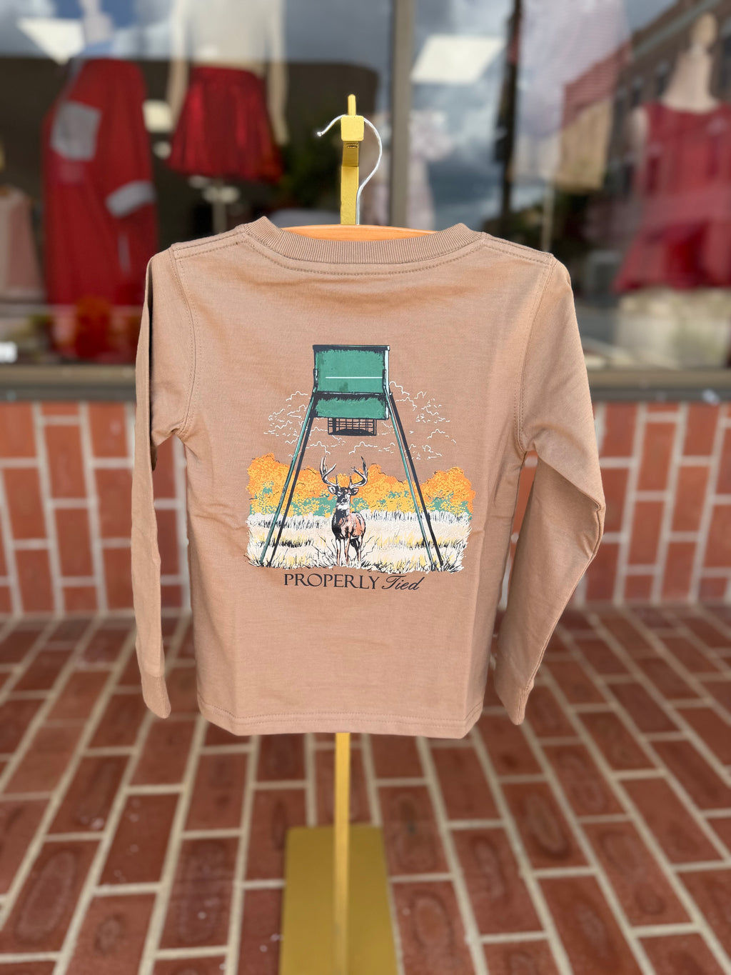 Boys Deer Feeder Ls Walnut