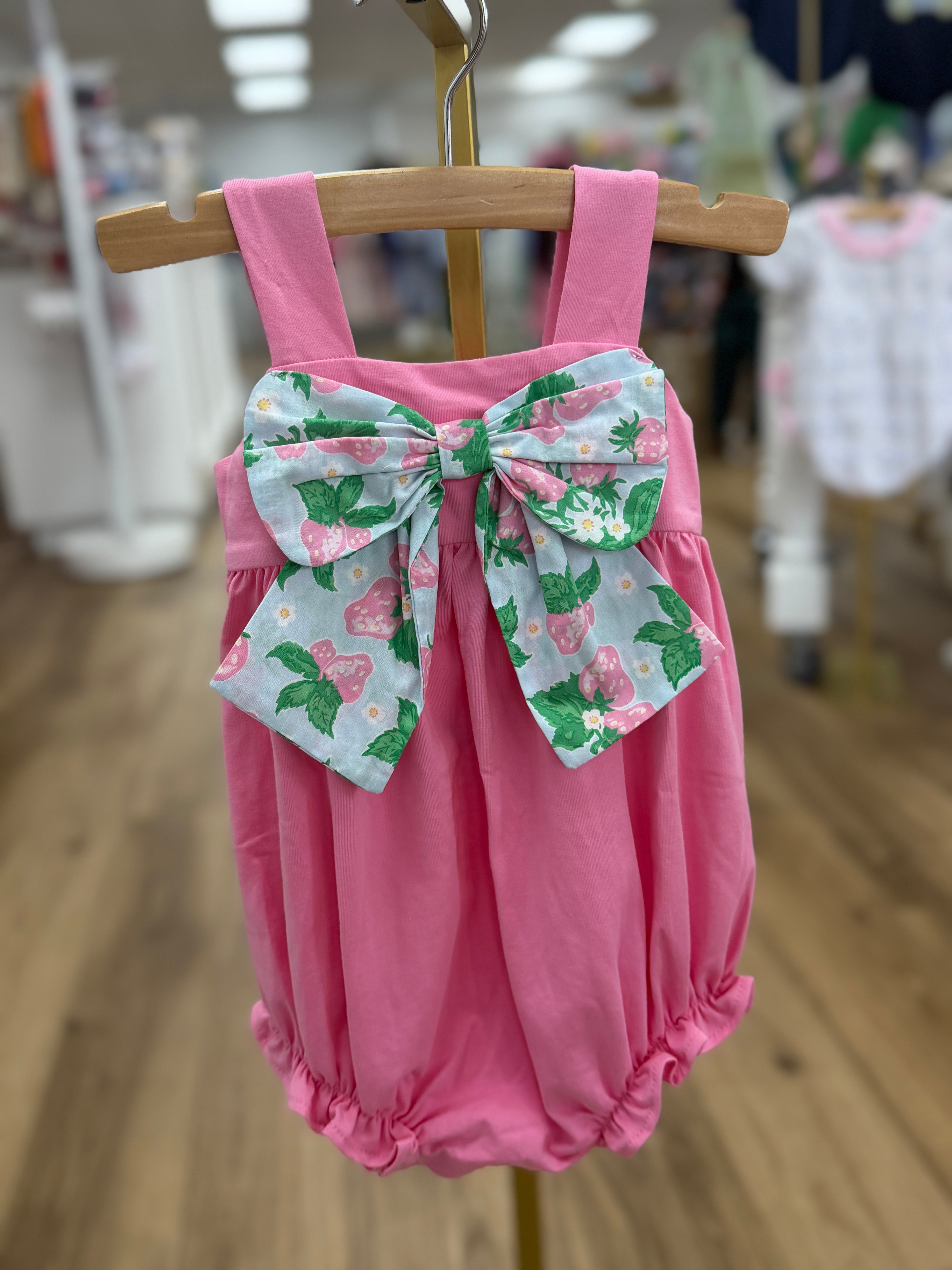 Strawberry Picking Bow Bubble