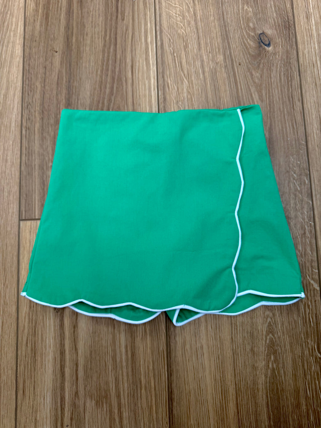 Tessa Green Scalloped Skort